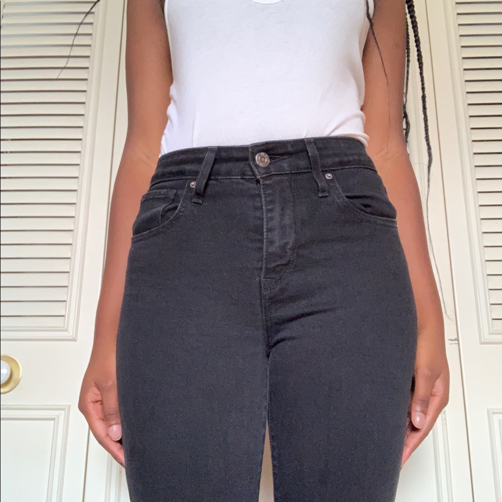 Black Levi’s 721 Waterless Jeans